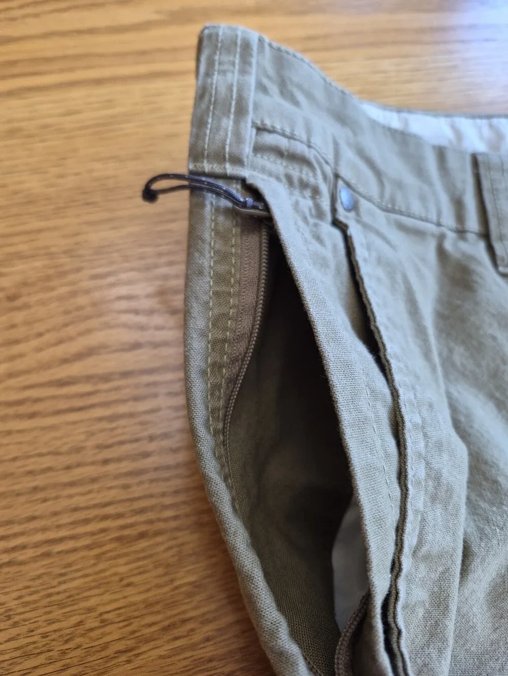 Columbia Mens Shorts Sage Green Utility Canvas  Size 40W 10L
